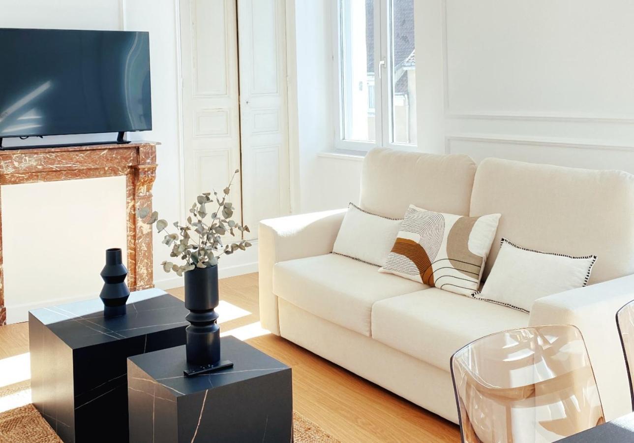 Apartamento Le Haussmann ⸱ Stationnement Gratuit ⸱ Fibre Déols Exterior foto